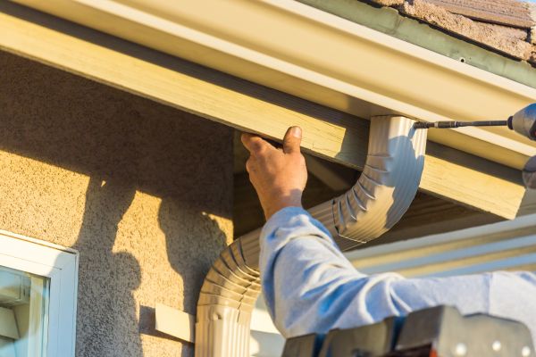 Cost of Aluminum Rain Gutter Service in Frankfort